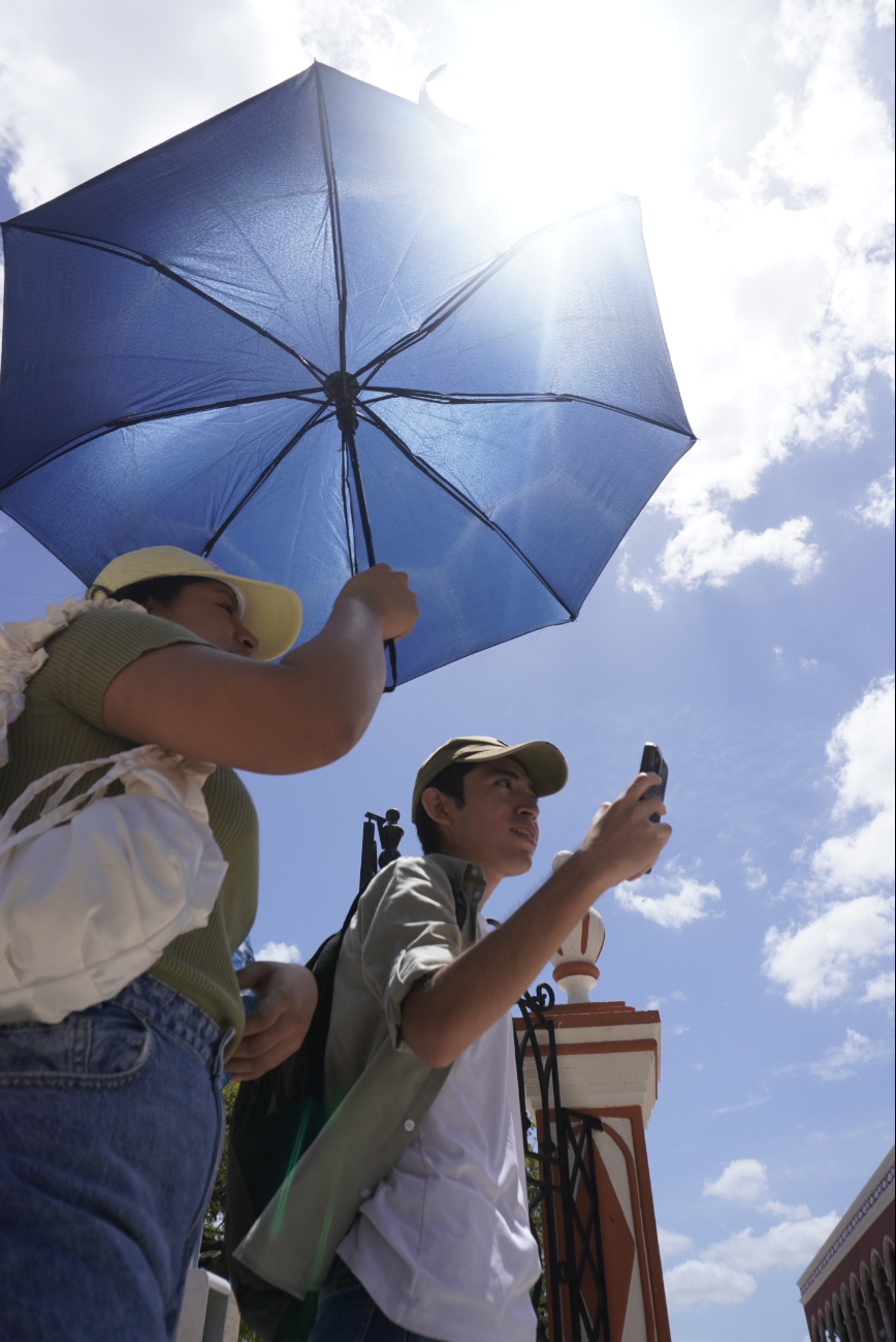 Persistirá el calor intenso, con temperaturas de hasta 40 °C. Persistirá el calor intenso, con temperaturas de hasta 40 °C.