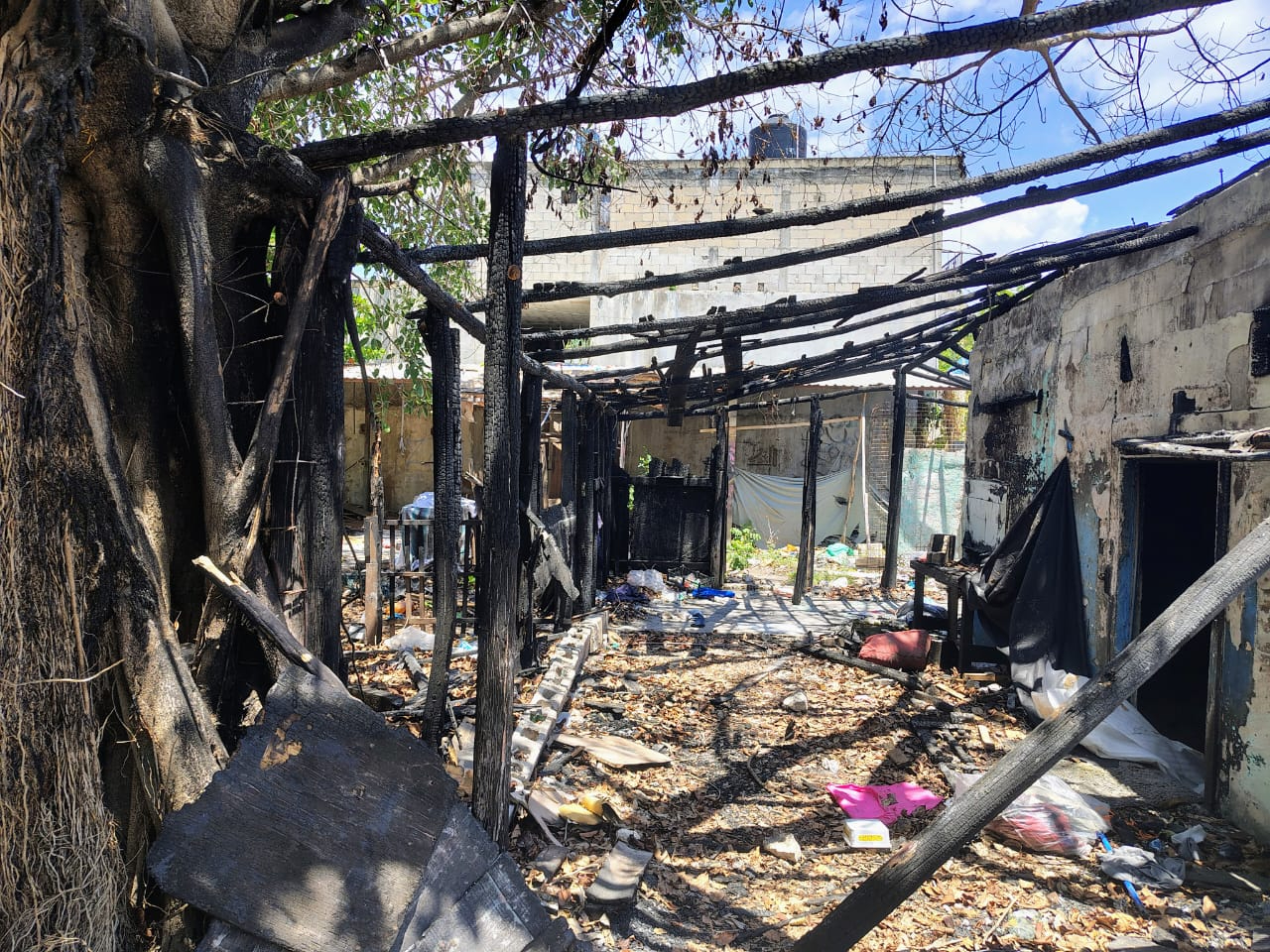 Predio abandonado en colonia Colosio, alerta a vecinos de Playa del Carmen