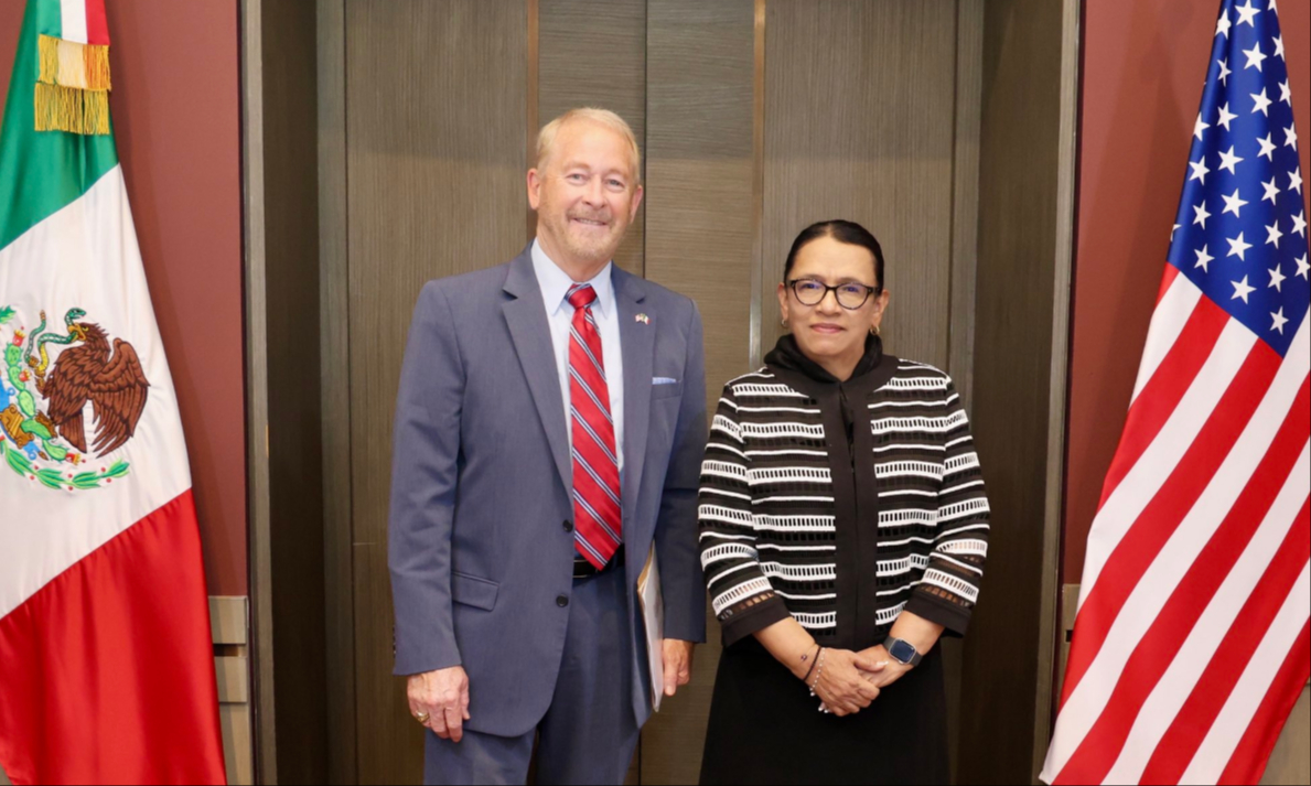 El embajador de EU Ronald D. Johnson es recibido por la Secretaría de Gobernación de México  