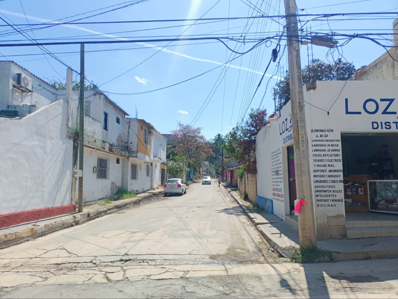 Habitantes denuncian deficiencias en agua potable, alumbrado y mantenimiento urbano. Habitantes denuncian deficiencias en agua potable, alumbrado y mantenimiento urbano.