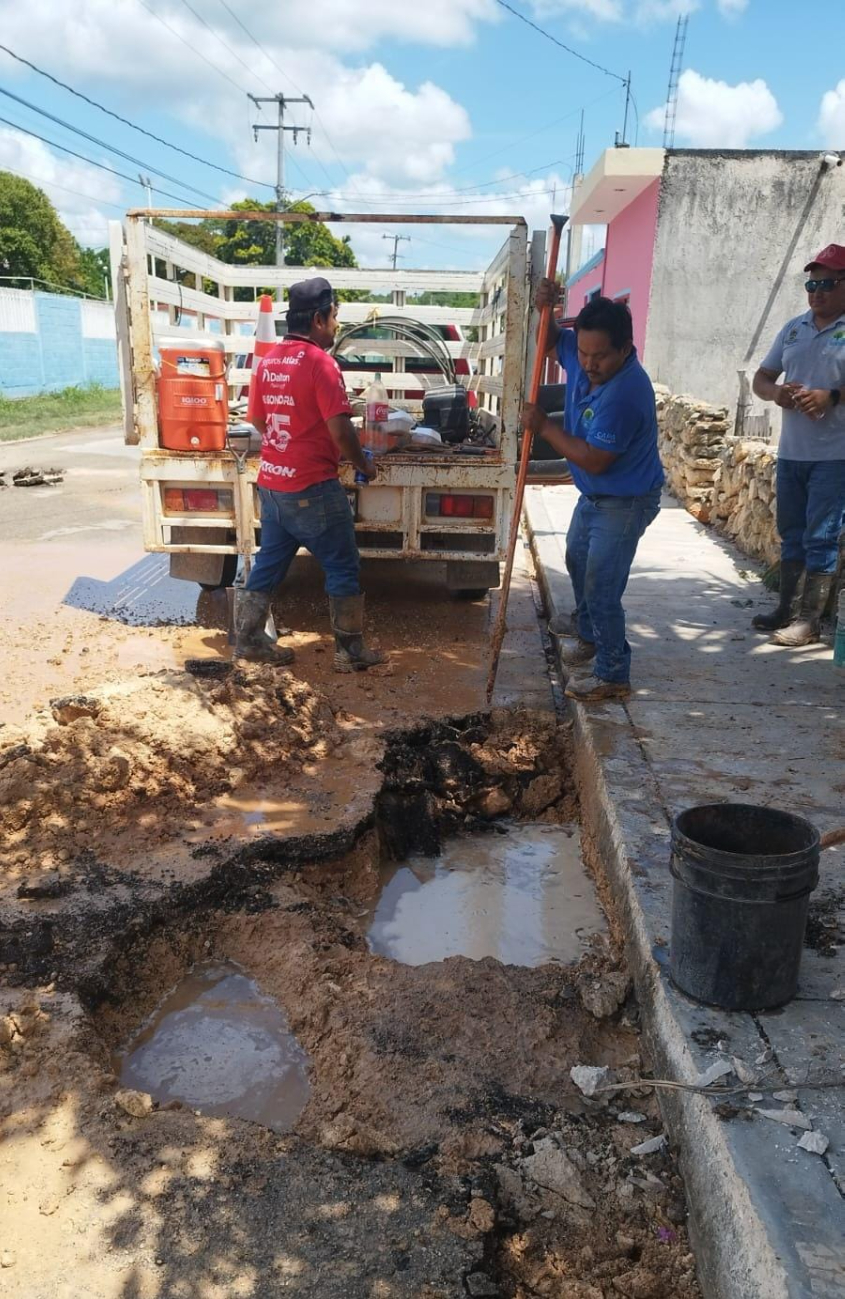 Personal de CAPA detuvo las bombas para iniciar las reparaciones, que podrían extenderse hasta las 7 de la noche de este sábado. Personal de CAPA detuvo las bombas para iniciar las reparaciones, que podrían extenderse hasta las 7 de la noche de este sábado.