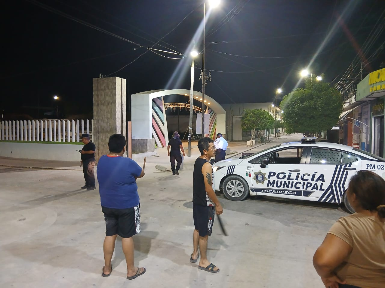 Vecinos frustran intento de robo en Escárcega; ladrón escapa tras ser descubierto Vecinos frustran intento de robo en Escárcega; ladrón escapa tras ser descubierto