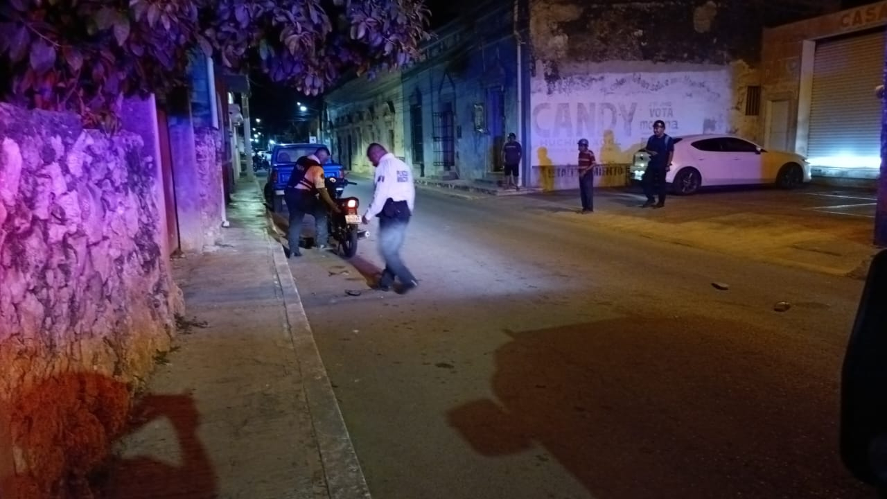 Accidente en la colonia Centro deja un herido y un perrito sin vida