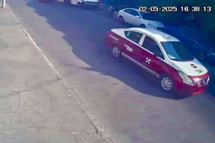 “¡Lo vieron! ¡Le hicieron señas! Y aún así se fue", taxista de Campeche se lleva compras de pasajeros