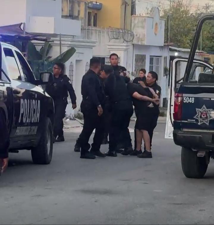 Detienen a dos por asaltar con arma de fuego en la SM 221 y 228 de Cancún