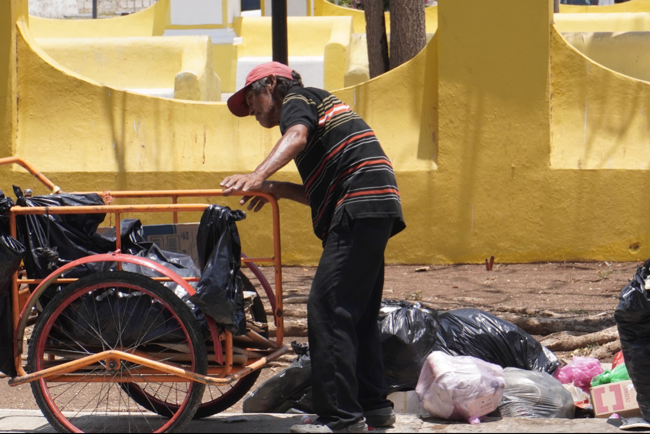  Indigentes “invaden” Campeche y Carmen   