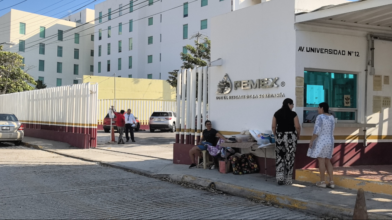Acusan al Consejo de Administración de PEMEX y a Rocío Nahle de incumplir una orden presidencial para atender esta problemática. Acusan al Consejo de Administración de PEMEX y a Rocío Nahle de incumplir una orden presidencial para atender esta problemática.