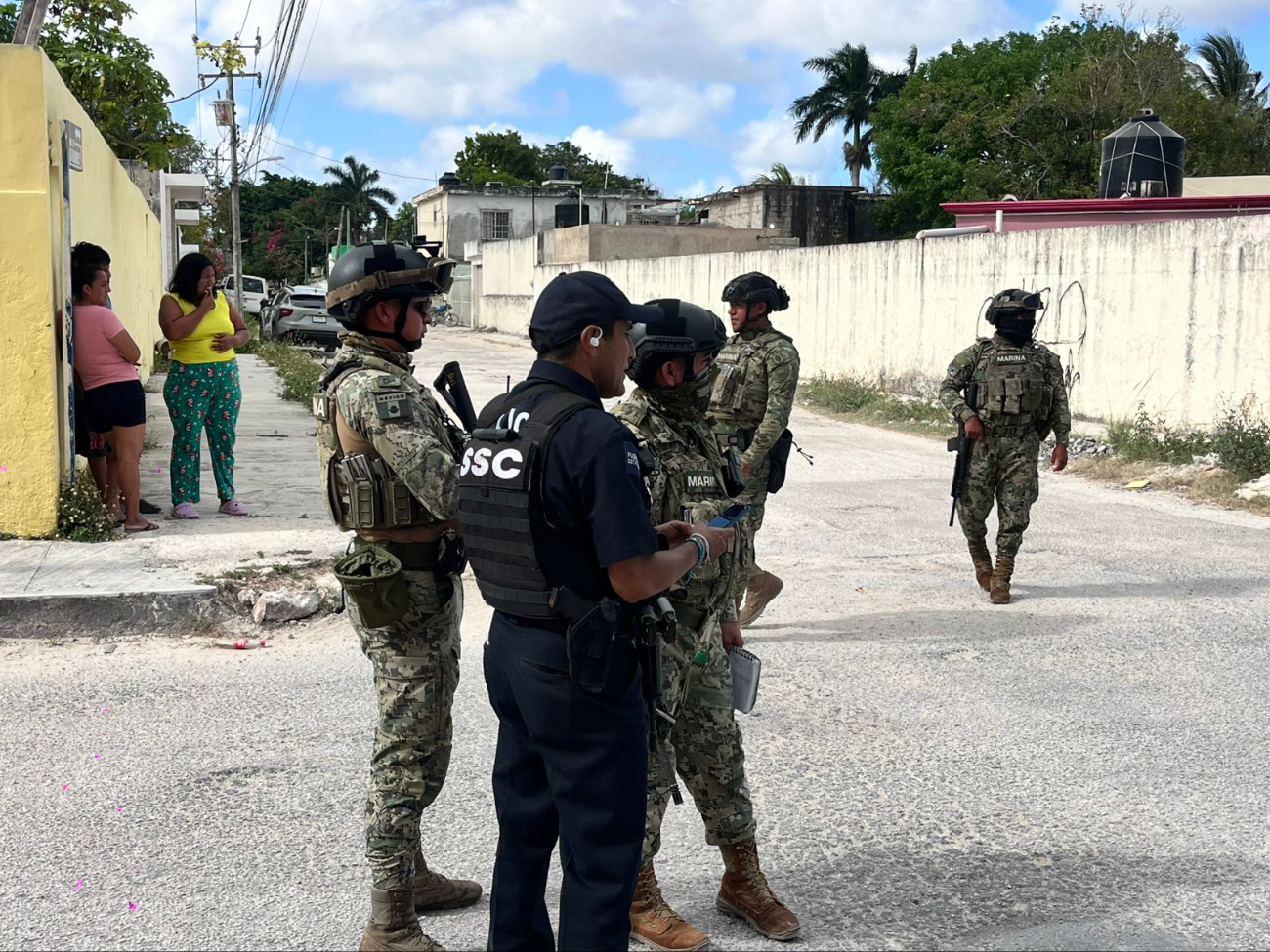 En el sitio del incidente se habría encontrado una tela con mensajes de amenazas. En el sitio del incidente se habría encontrado una tela con mensajes de amenazas.