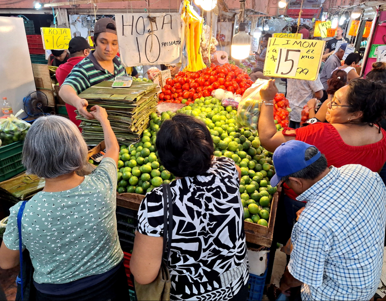 Mérida se mantiene entre las ciudades más caras del país: la canasta básica cuesta casi 900 pesos