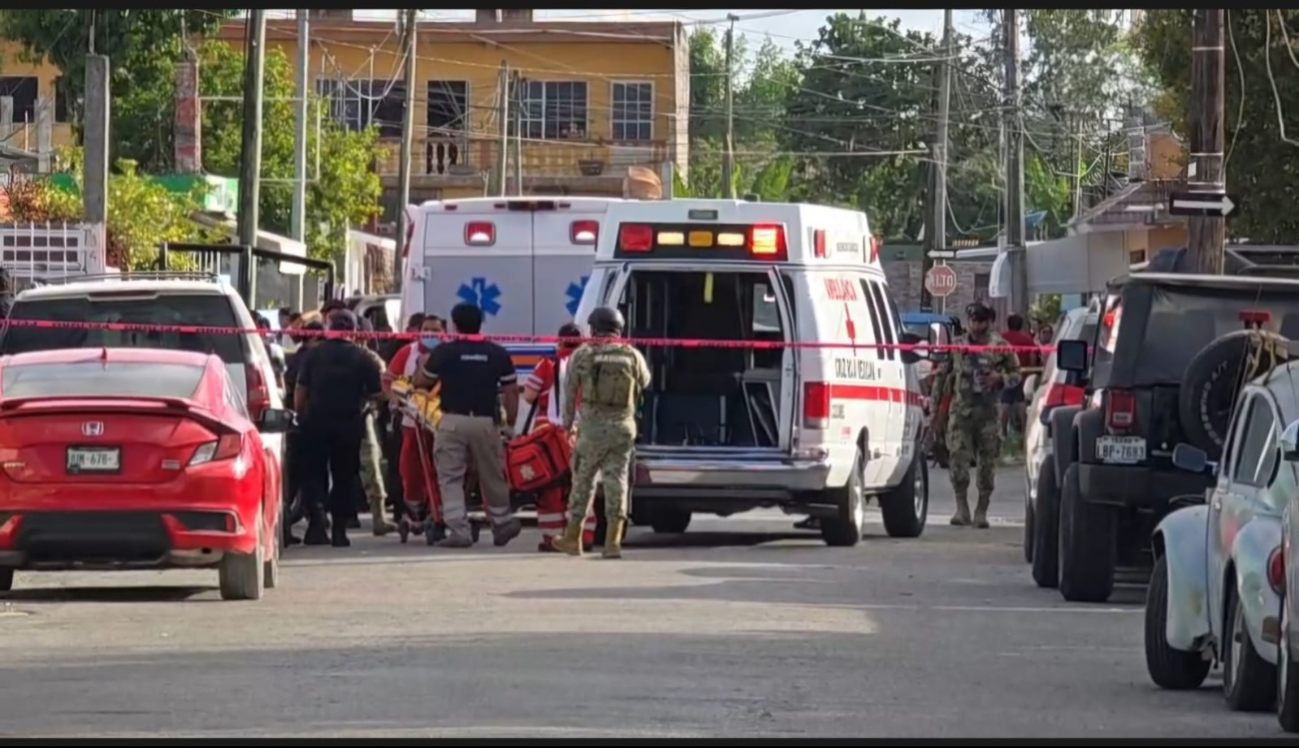 Se preparó una ambulancia para el traslado del menor de edad. Se preparó una ambulancia para el traslado del menor de edad.