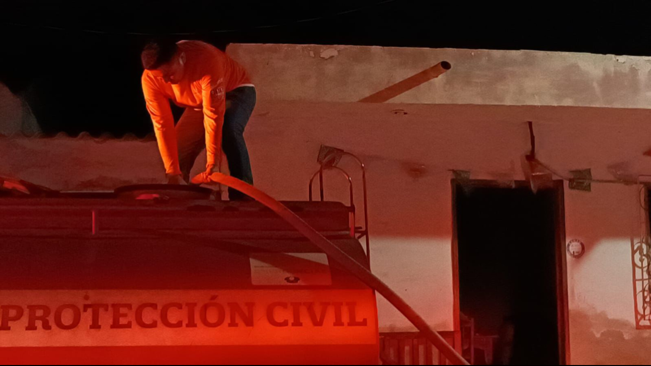 Colilla de cigarro y tanque con fuga genera conato de incendio en Campeche