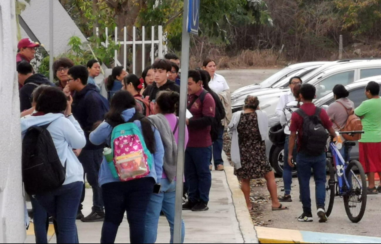Especialistas en derecho acusan a la Dirección del Cobacam de obstrucción de la justicia. Especialistas en derecho acusan a la Dirección del Cobacam de obstrucción de la justicia.