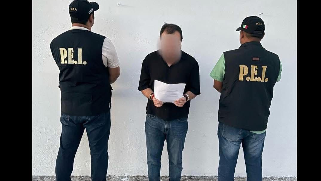 Está acusado de peculado por un presunto desfalco de 16 millones de pesos al erario. Está acusado de peculado por un presunto desfalco de 16 millones de pesos al erario.