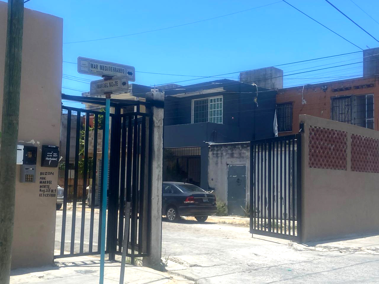 En algunos fraccionamientos, vecinos se organizaron para tener controlado el acceso En algunos fraccionamientos, vecinos se organizaron para tener controlado el acceso