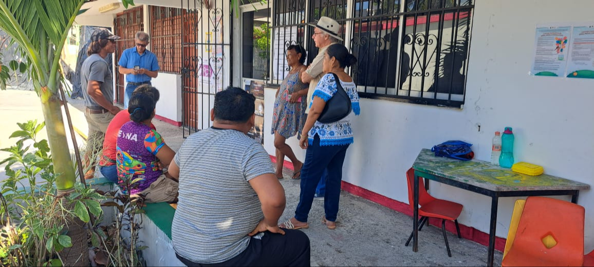 También se registraron demoras para darle acceso a los votantes También se registraron demoras para darle acceso a los votantes