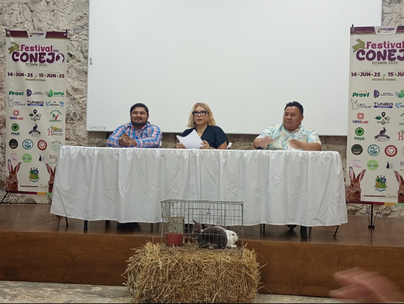 Exhibirán varias razas domésticas con precios de entre 350 a 800 pesos Exhibirán varias razas domésticas con precios de entre 350 a 800 pesos