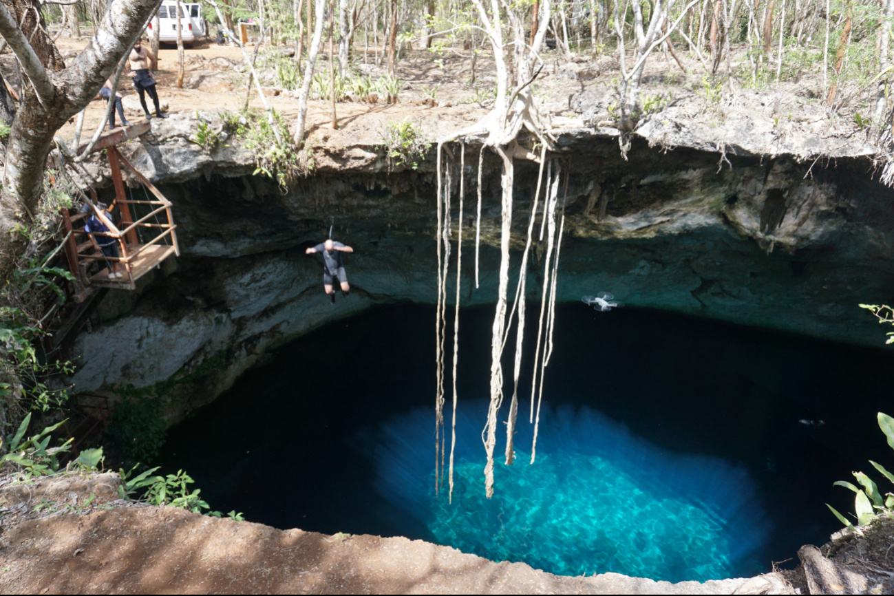 El Cenote Noh-Mozón en Tecoh destaca por su belleza natural El Cenote Noh-Mozón en Tecoh destaca por su belleza natural
