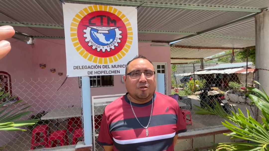 Ariel Poot Ramos, delegado de la CTM en Hopelchén, denunció la falta total de obra pública en la región de Los Chenes. Ariel Poot Ramos, delegado de la CTM en Hopelchén, denunció la falta total de obra pública en la región de Los Chenes.