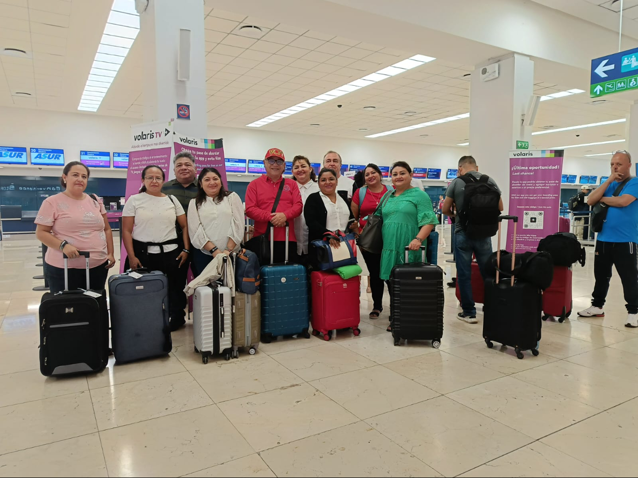 Como regalo anticipado del Día del Padre, Juan Carlos se estrenó en un vuelo a la capital Como regalo anticipado del Día del Padre, Juan Carlos se estrenó en un vuelo a la capital