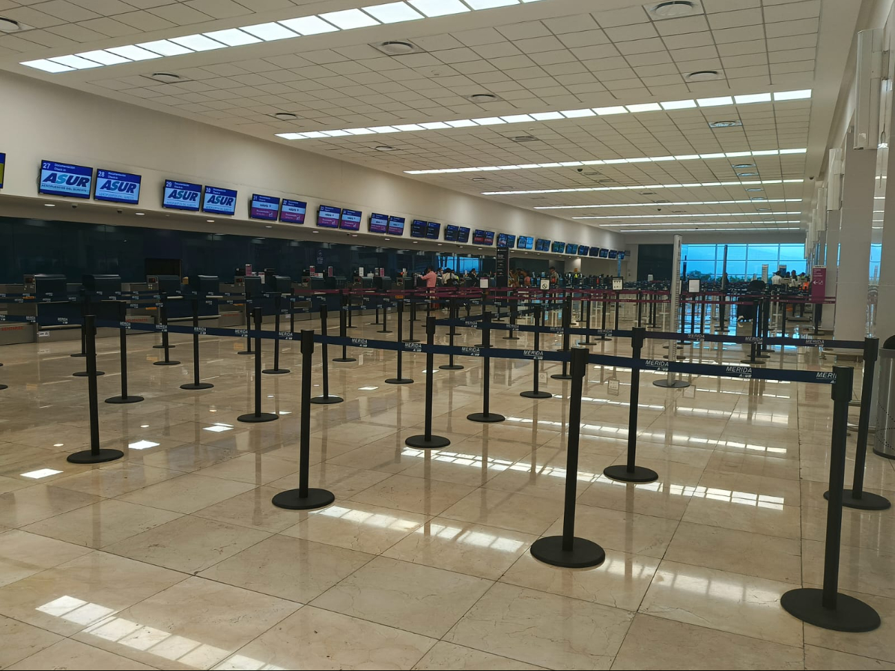 El aeropuerto de Mérida registra una baja afluencia de viajeros El aeropuerto de Mérida registra una baja afluencia de viajeros