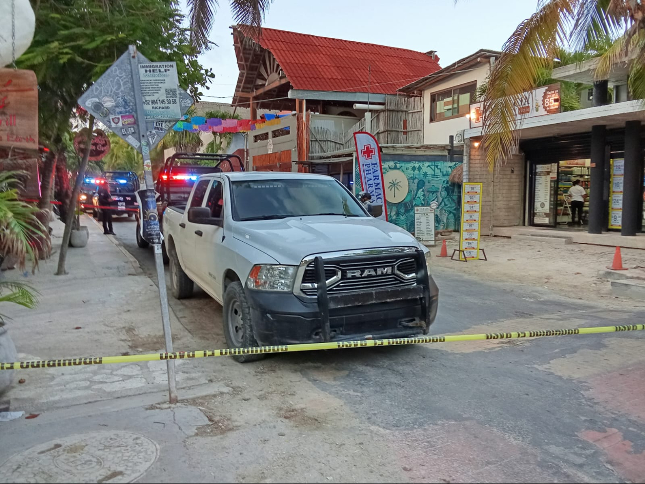 Los atacantes llegaron en motocicleta y dispararon sin mediar palabra. Los atacantes llegaron en motocicleta y dispararon sin mediar palabra.