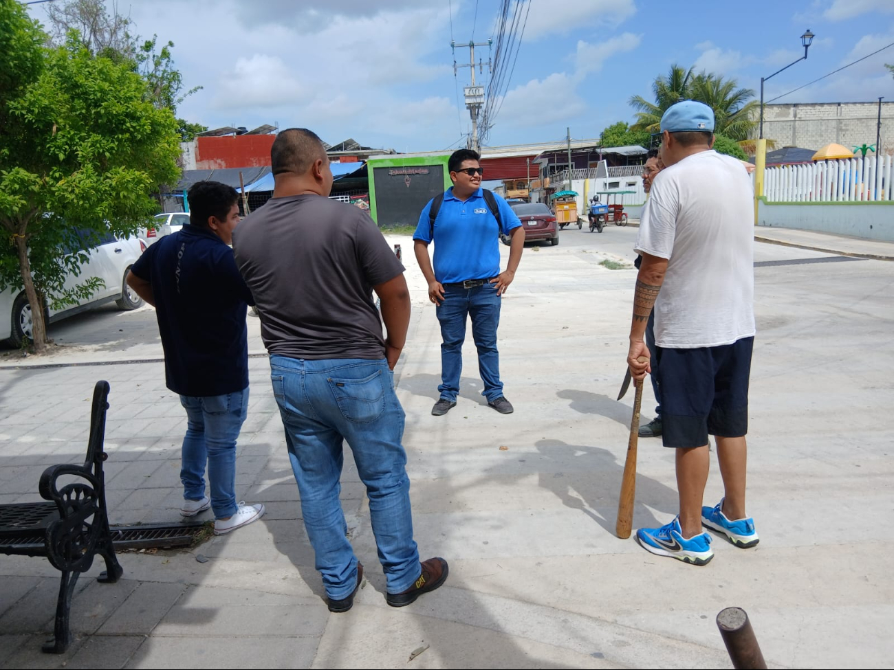 Vecinos del Centro de Campeche se organizaron para enfrentar a un presunto ladrón.