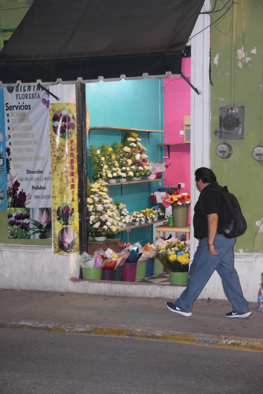 Una florista dijo que las ventas son menores para los padres en Yucatán Una florista dijo que las ventas son menores para los padres en Yucatán