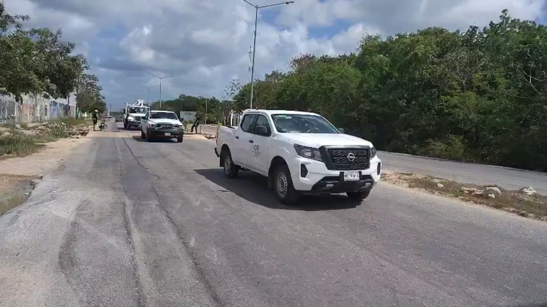 Vecinos de Palmas Turquesa obligan a CFE a actuar tras años de abandono