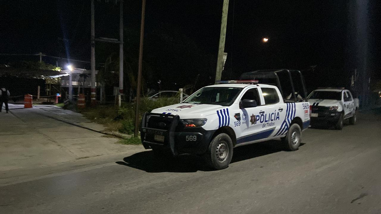 En estado crítico joven motociclista tras impactarse contra muro en campo deportivo En estado crítico joven motociclista tras impactarse contra muro en campo deportivo