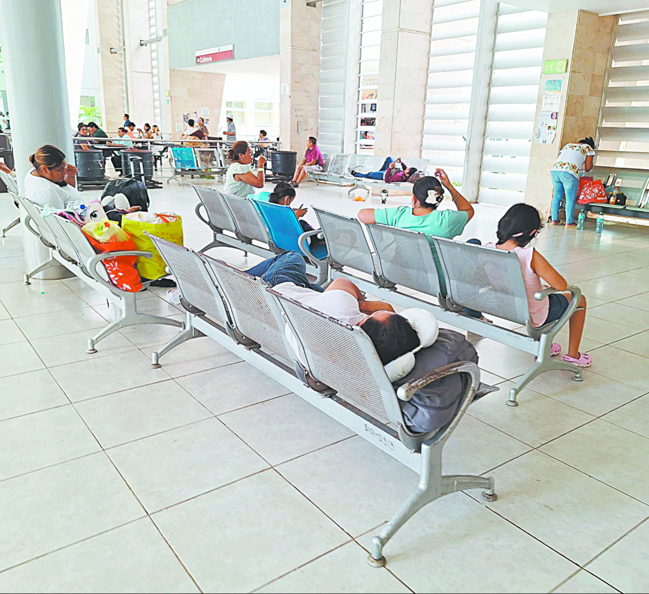Más de una decena de servicios gratuitos ofrece el Centro de Salud de Mérida