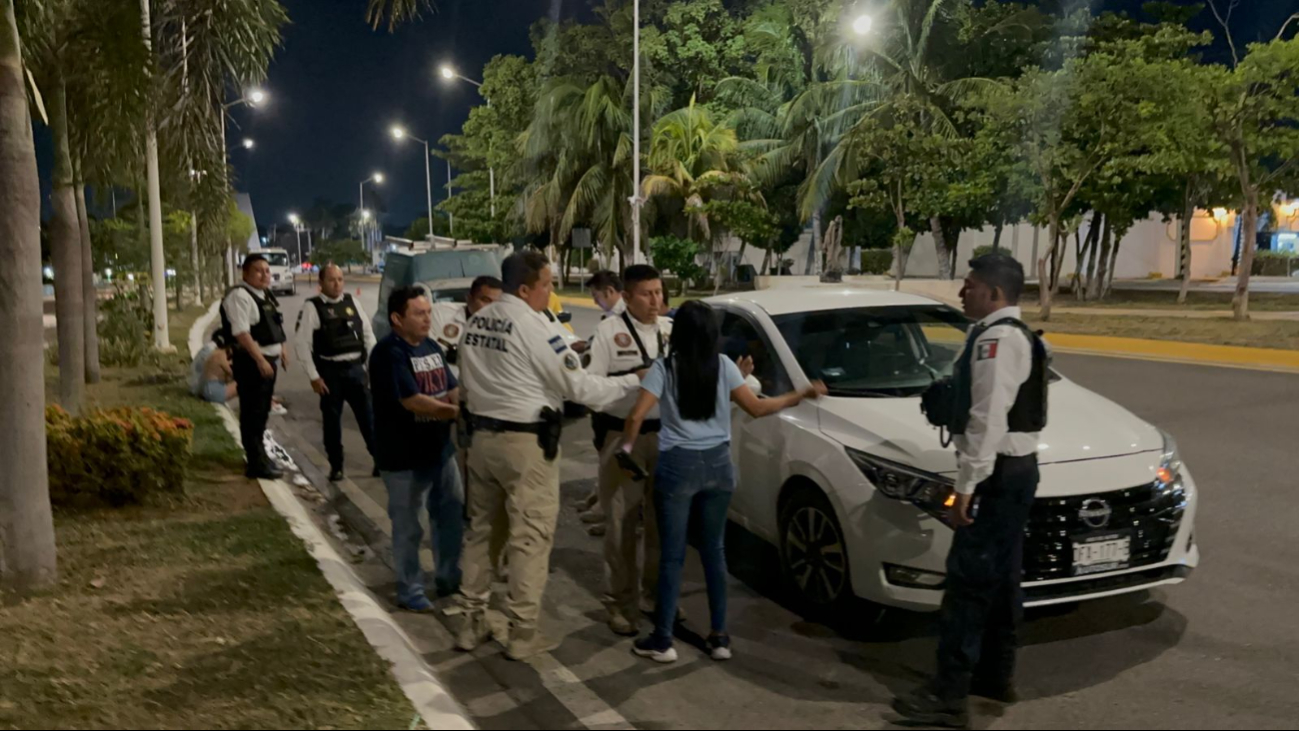 Operativo de alcoholímetria en el malecón deja ocho vehículos retenidos y seis detenidos