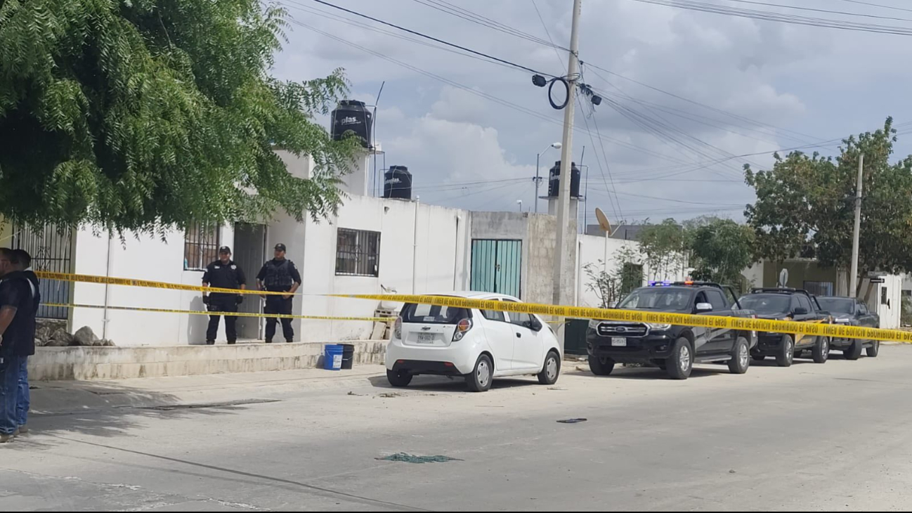 La vivienda en Umán fue acordonada para las investigaciones La vivienda en Umán fue acordonada para las investigaciones