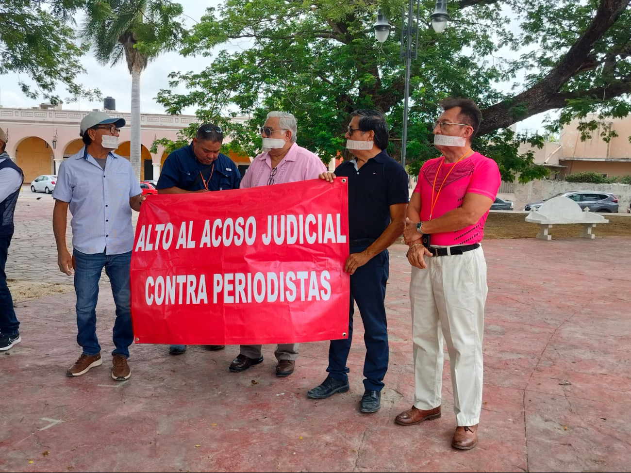 Comunicadores de Campeche protestan por presunta censura