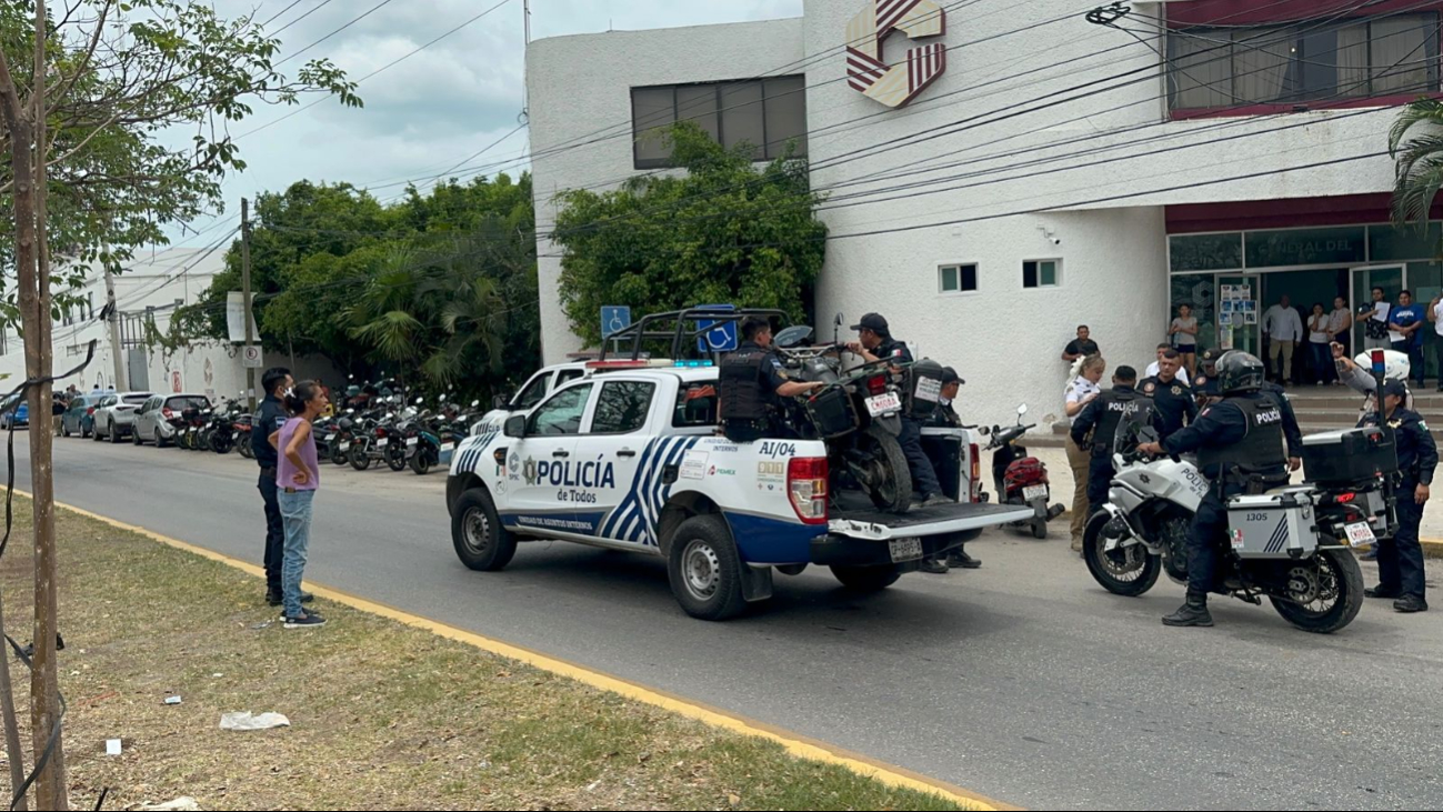 Aseguraron dos motocicletas con reporte de robo. Aseguraron dos motocicletas con reporte de robo.