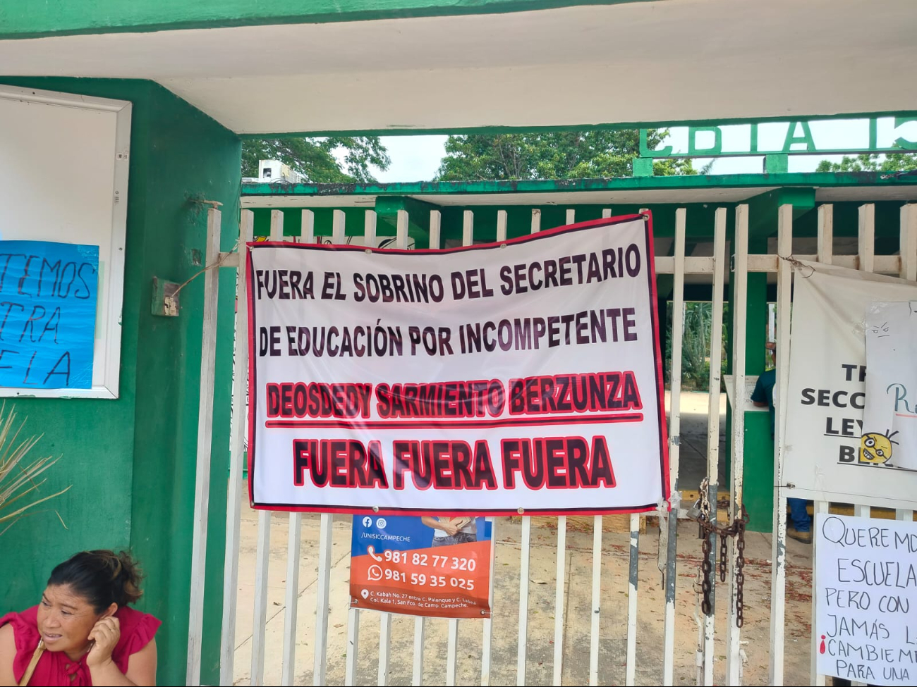 Padres piden cambios estructurales y salida de directivo en plantel agropecuario de Campeche
Padres piden cambios estructurales y salida de directivo en plantel agropecuario de Campeche