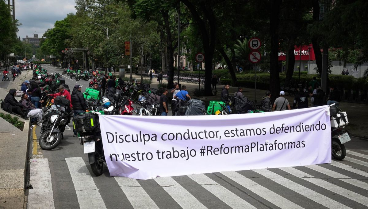 Pasadas las 11:00 horas, el Centro de Orientación Vial (Ovial) de la SSC reportó que el bloqueo seguía activo Pasadas las 11:00 horas, el Centro de Orientación Vial (Ovial) de la SSC reportó que el bloqueo seguía activo