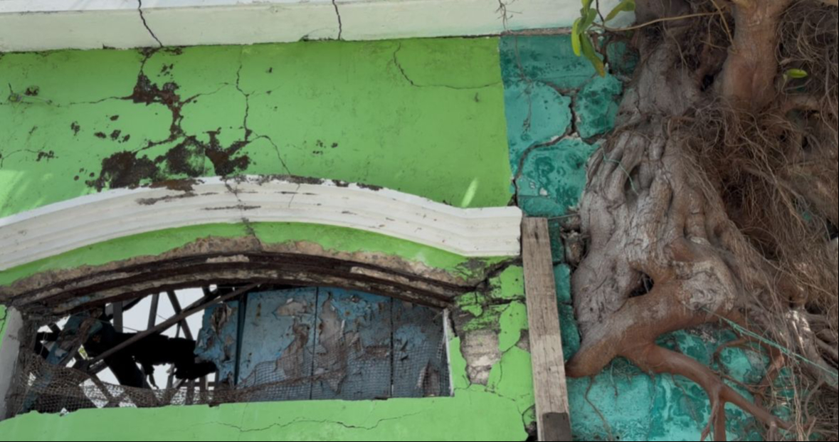 Alertan por seis viviendas a punto de colapsar en Ciudad del Carmen; acusan omisión del INAH