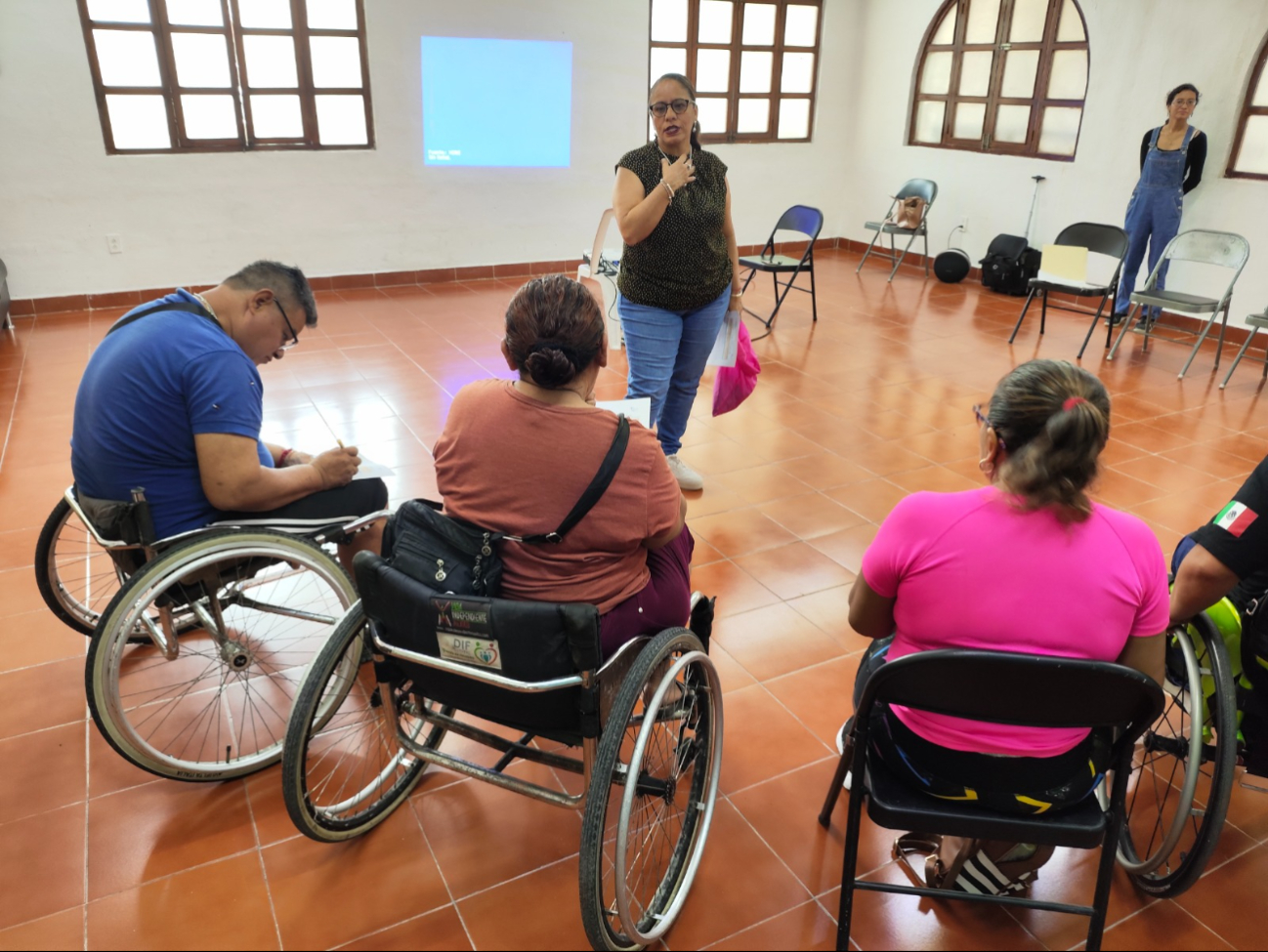 Educación limitada y exclusión laboral impiden autonomía de jóvenes con discapacidad en Ciudad del Carmen