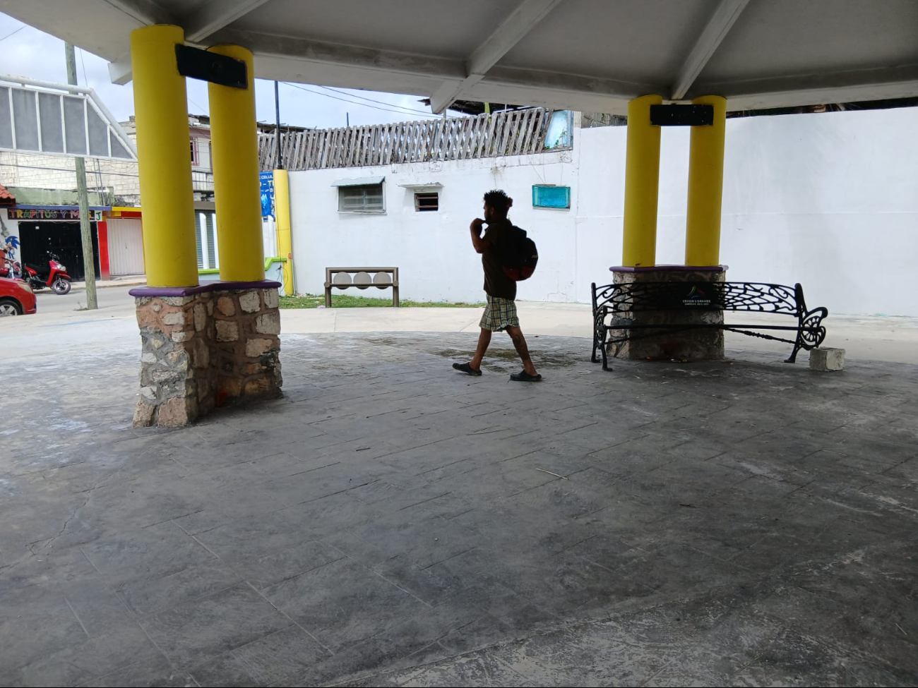 Colonos del Centro toman acción contra ocupación del parque por bebedores Colonos del Centro toman acción contra ocupación del parque por bebedores