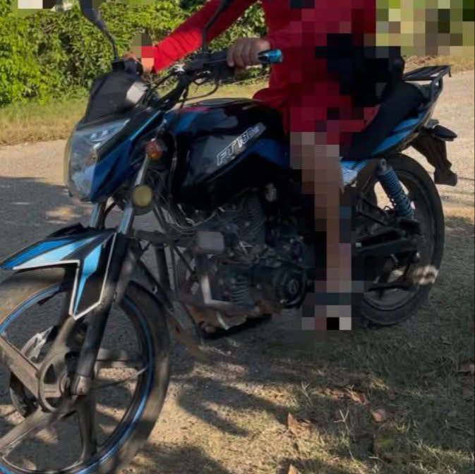 Se roban motocicleta afuera de la subestación de la CFE en Escárcega
