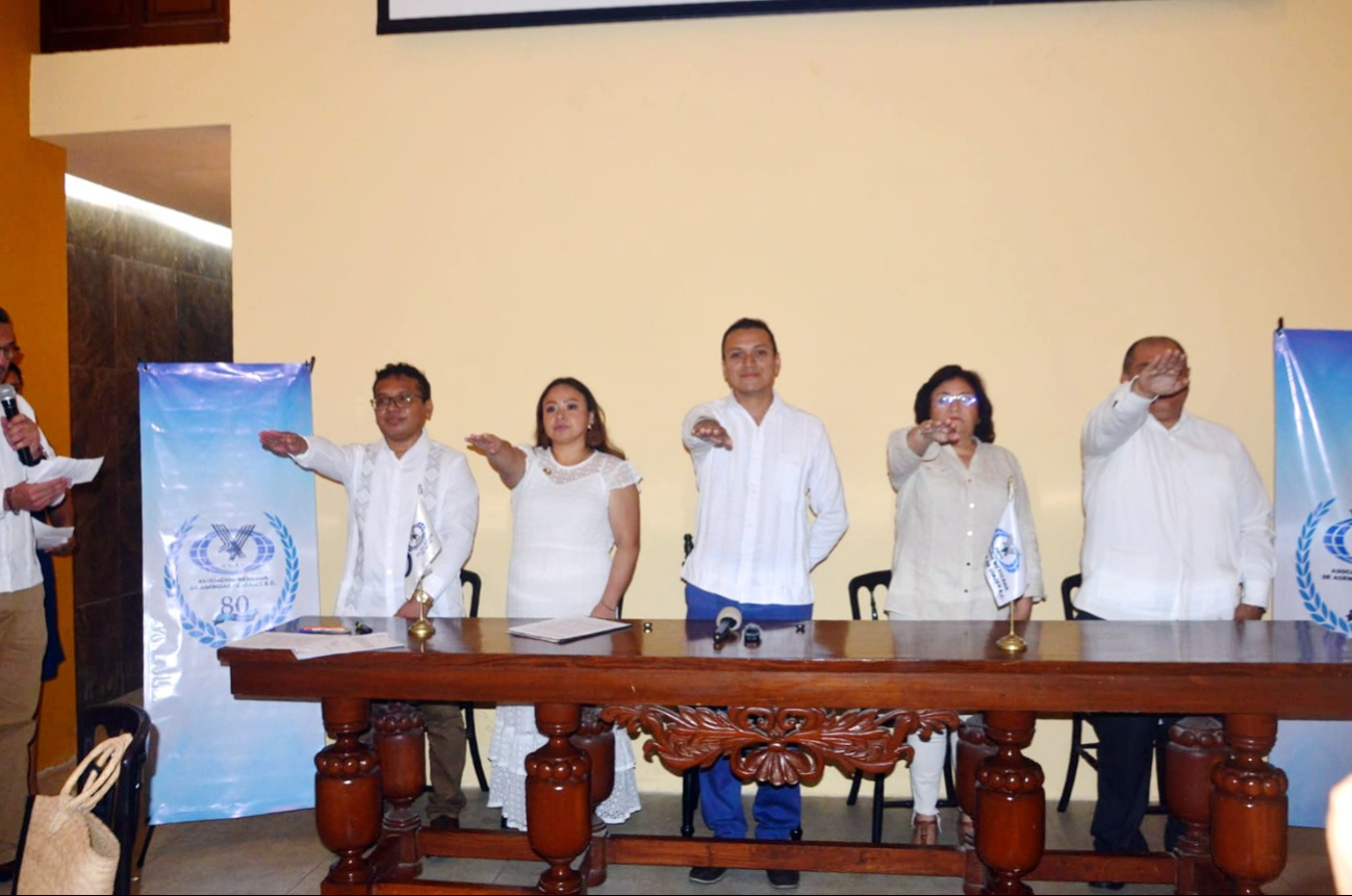 Miguel Alfredo May Basto asumió la presidencia de la AMAV en Campeche. Miguel Alfredo May Basto asumió la presidencia de la AMAV en Campeche.