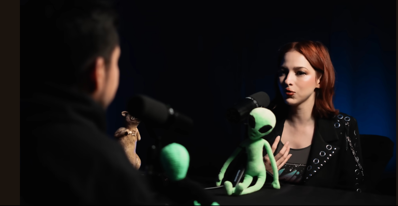 La cantante reveló que tuvo experiencias paranormales