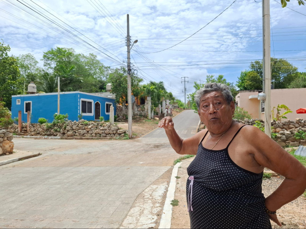 "¿Y los pobres qué?" Vecinos de Tenabo acusan abandono y favoritismo en obras eléctricas