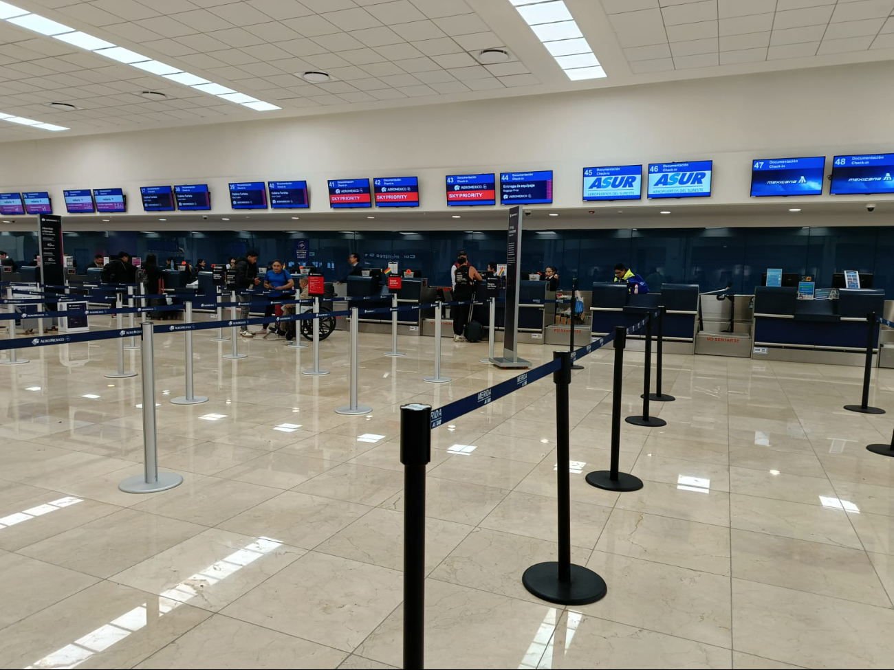 Se mantienen con normalidad las operaciones en el aeropuerto de Mérida