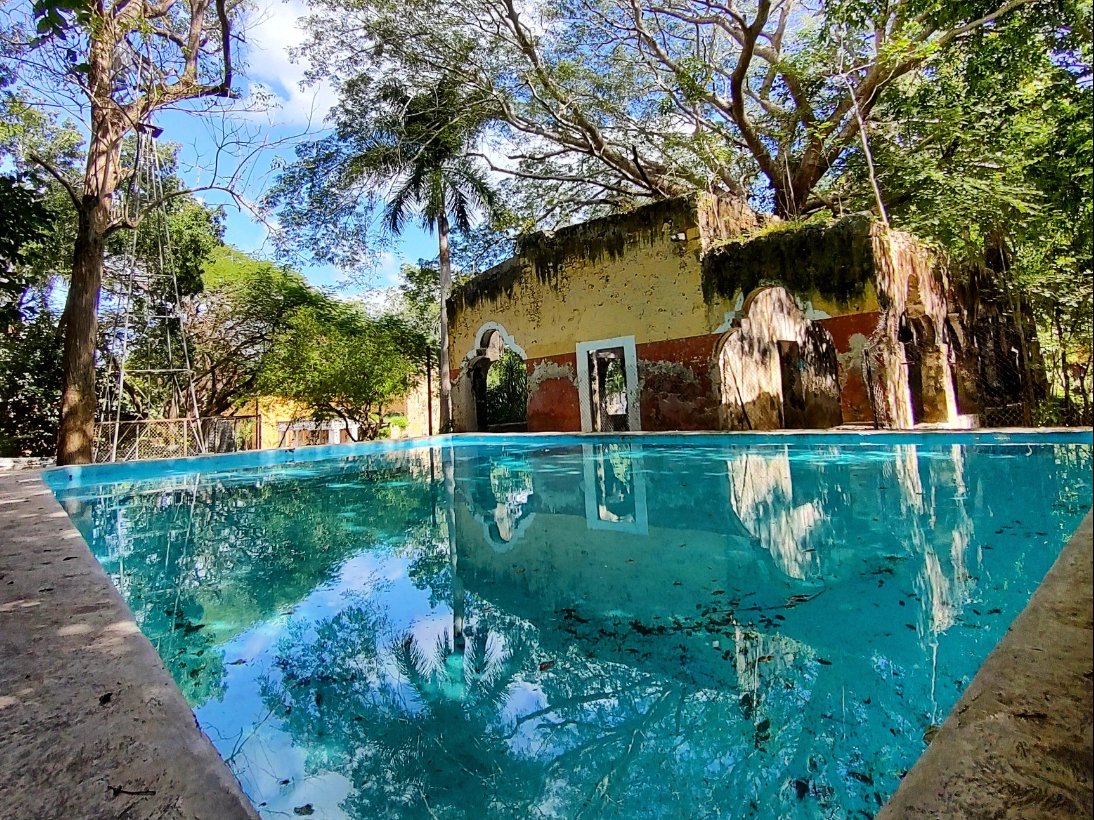 La hacienda con dos piscinas ideales para refrescarse
