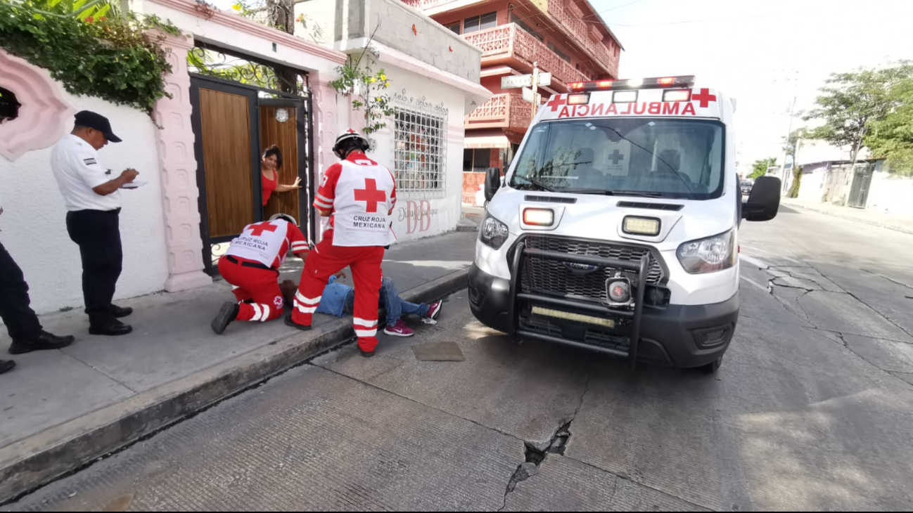 La víctima sufrió una herida en la cabeza y un golpe en el rostro. La víctima sufrió una herida en la cabeza y un golpe en el rostro.