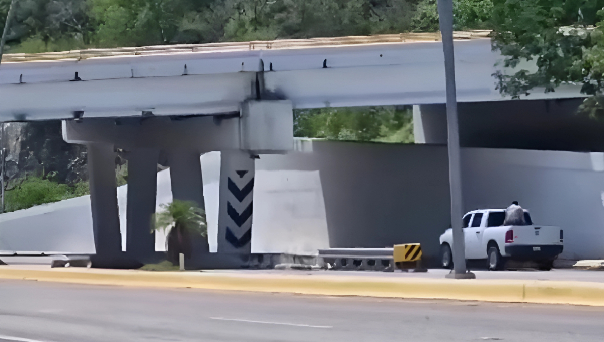 Hallan manta con amenazas en la autopista Campeche–Champotón 