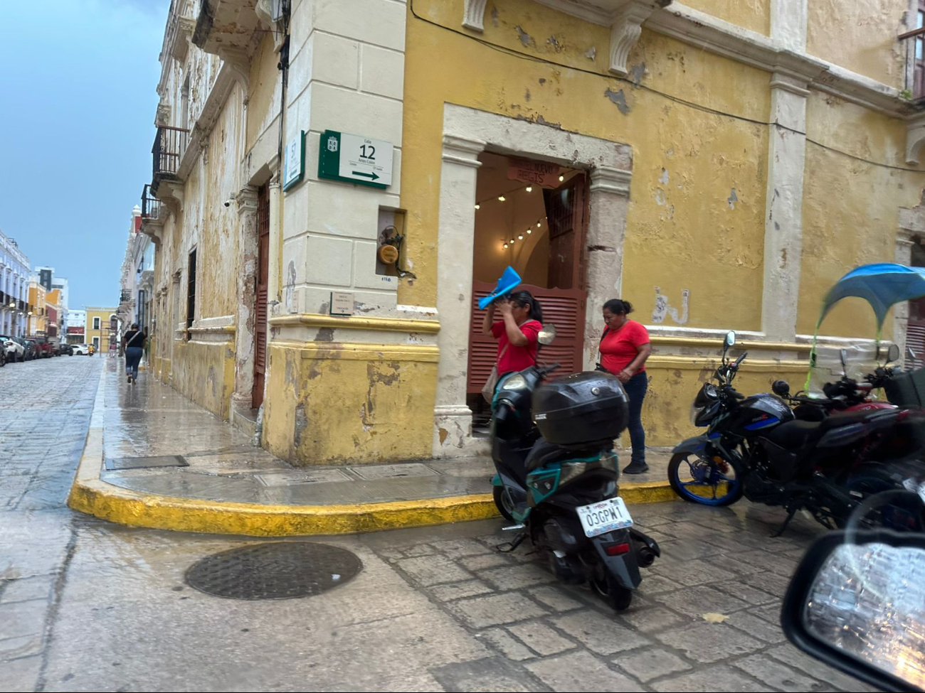 Lluvias de junio desploman ventas hasta un 80% en restaurantes del Centro Histórico de Campeche