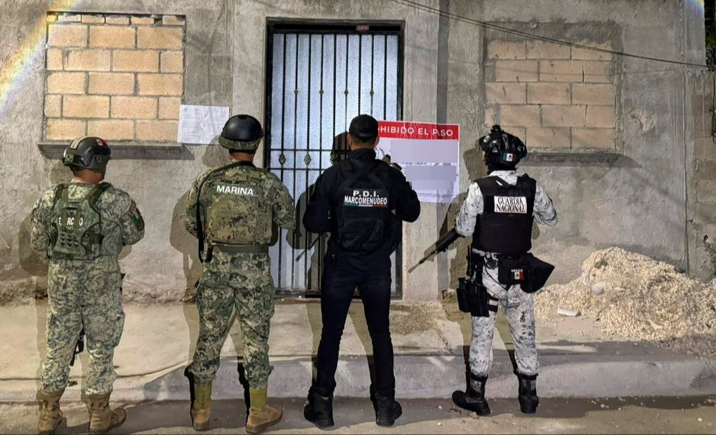 Los elementos de las corporaciones de seguridad hicieron cateos en tres diferentes sitios. Los elementos de las corporaciones de seguridad hicieron cateos en tres diferentes sitios.