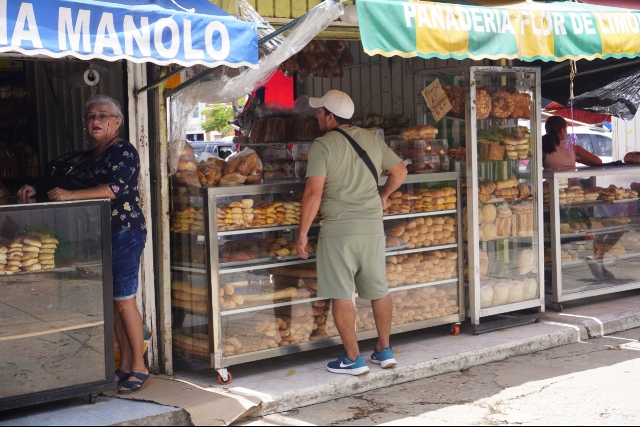 Las ventas mejoran cuando las lluvias son breves y en horarios vespertinos. Las ventas mejoran cuando las lluvias son breves y en horarios vespertinos.